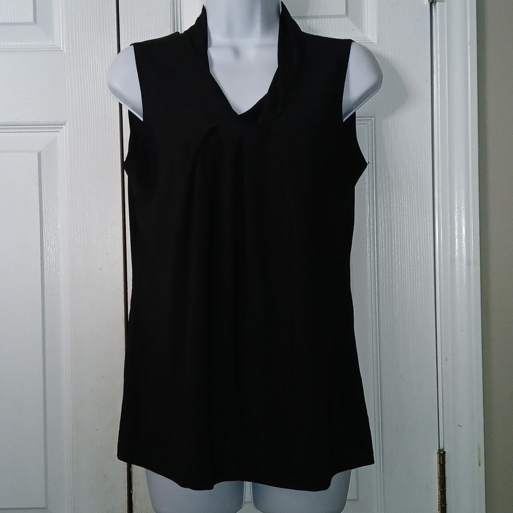 Suzie in the city black sleeveless black blouse Sz M EUC